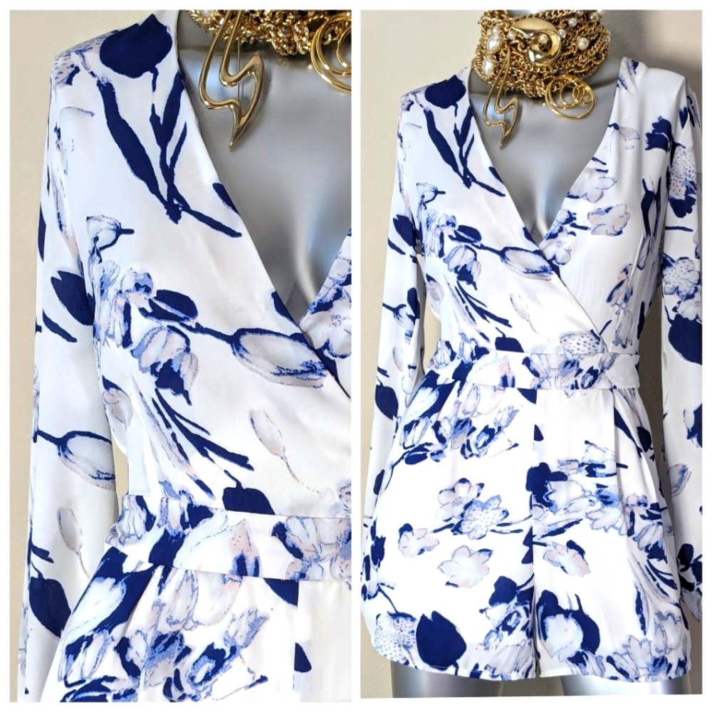 Charlotte Russe Floral Navy & White Long Sleeve V-Cut Neckline Romper